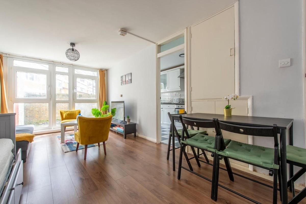 Lovely 2-bed 20 Mins To